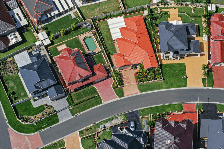 Birds eye view of houses in a community